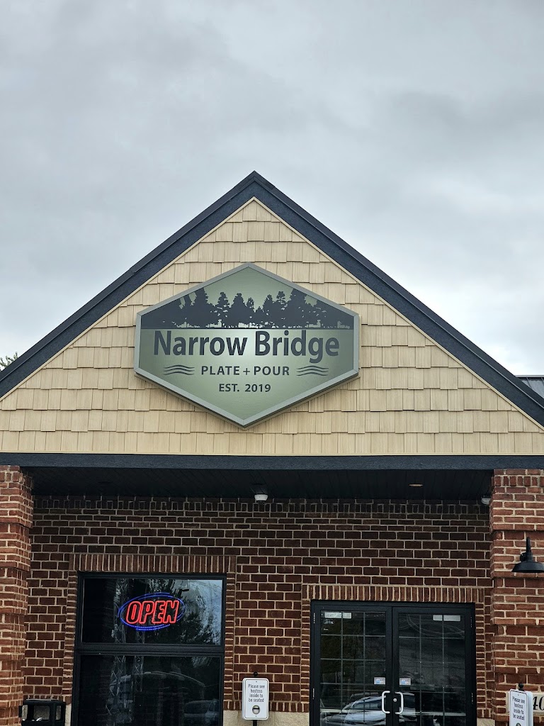  Narrow Bridge Plate + Pour