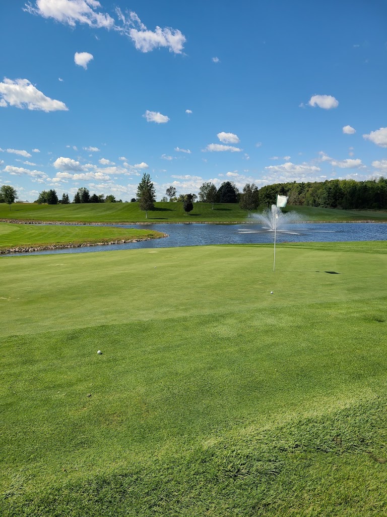  Mulligans Golf Course & Restaurant