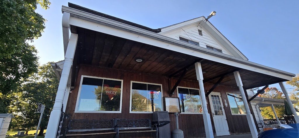  Kuhtz General Store Food & Spirits