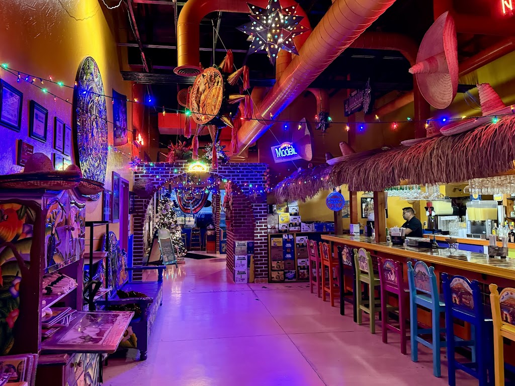  El Azteca Mexican Restaurant