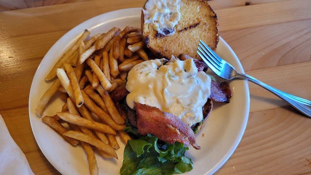  Adventures Restaurant & Pub Siren