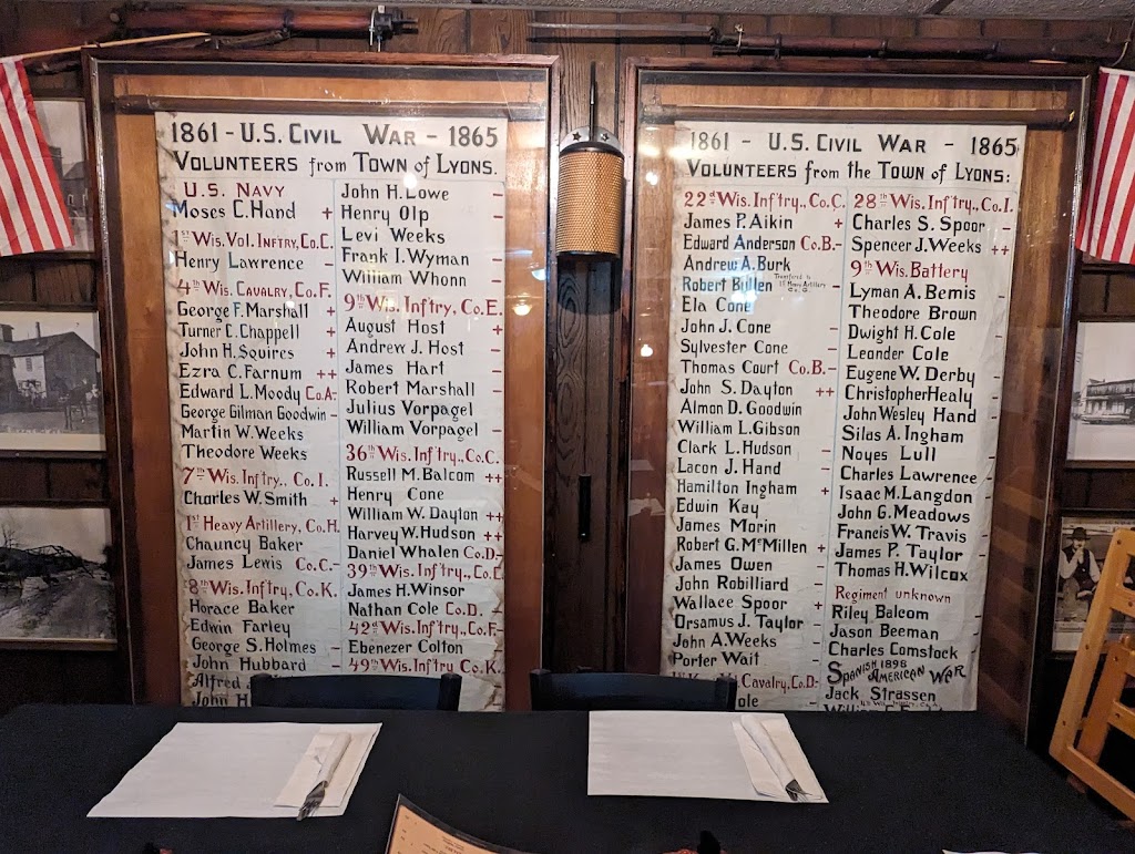  Ye Olde Hotel Bar & Restaurant