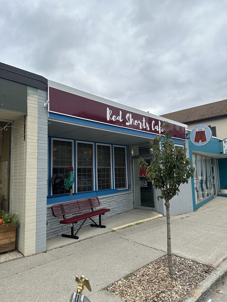  Red Shorts Cafe