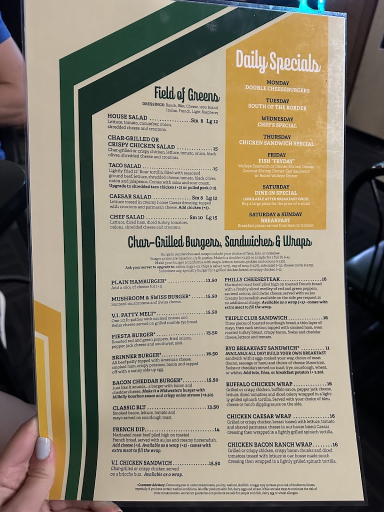  Village Inn Sports Bar, Grill & Pizzeria