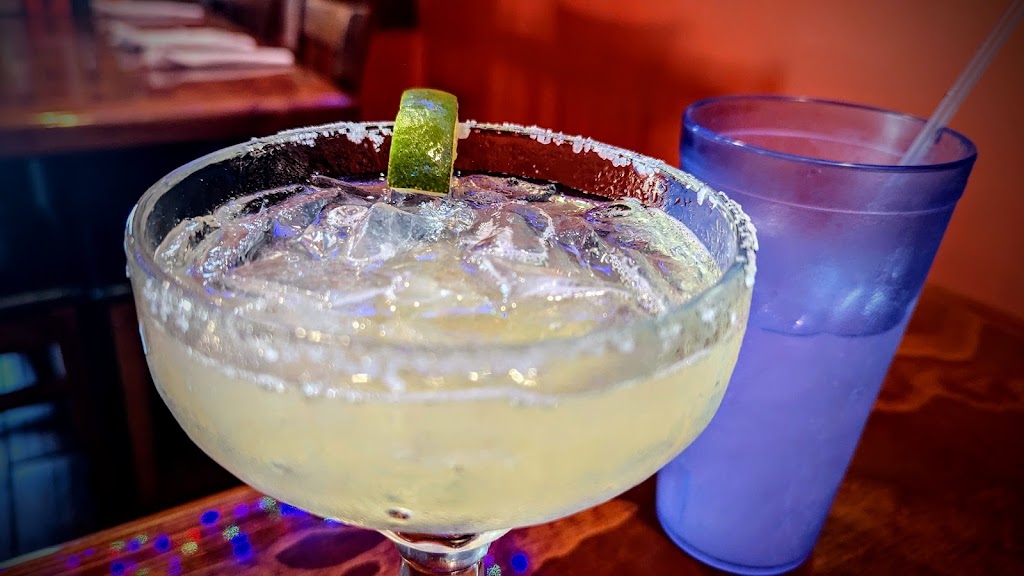  La Banvanera Restaurant & Cantina