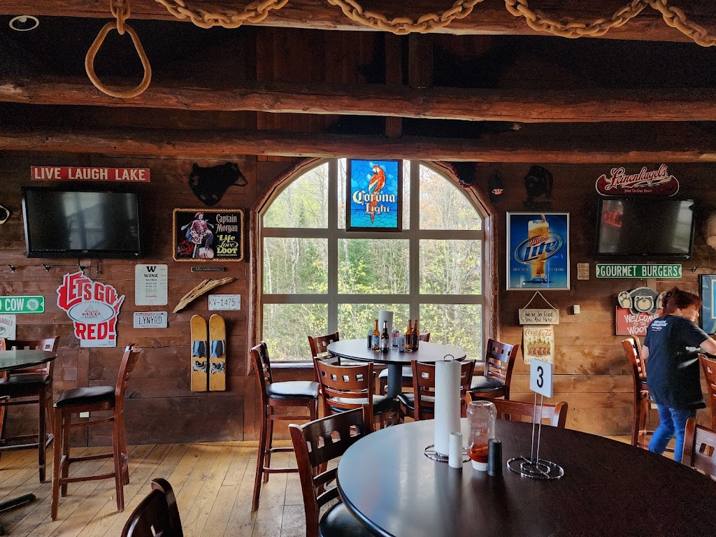  Bear Chasers Lodge Bar &Grill