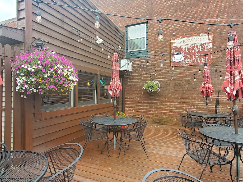  Lakewood Cafe