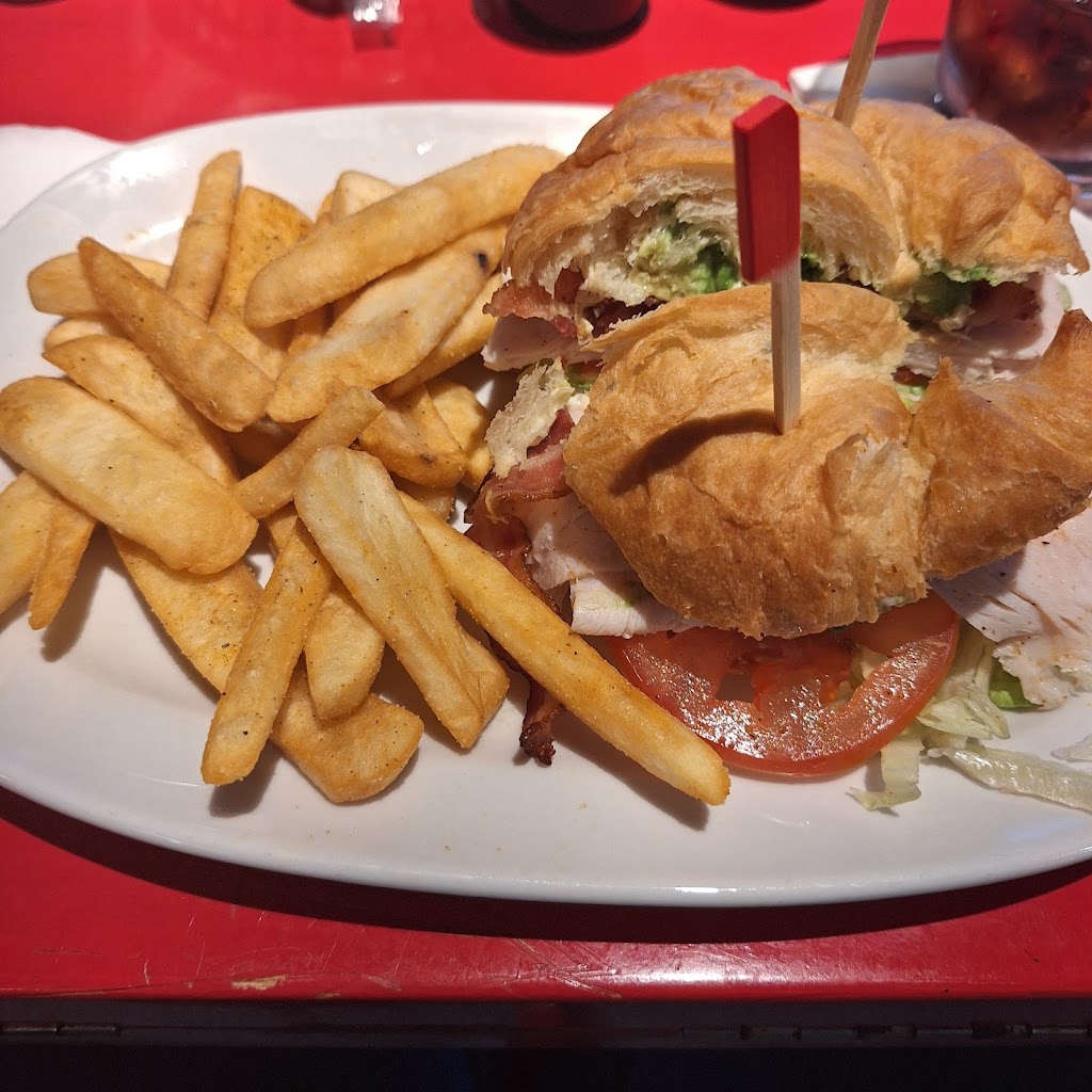  Red Robin Gourmet Burgers and Brews