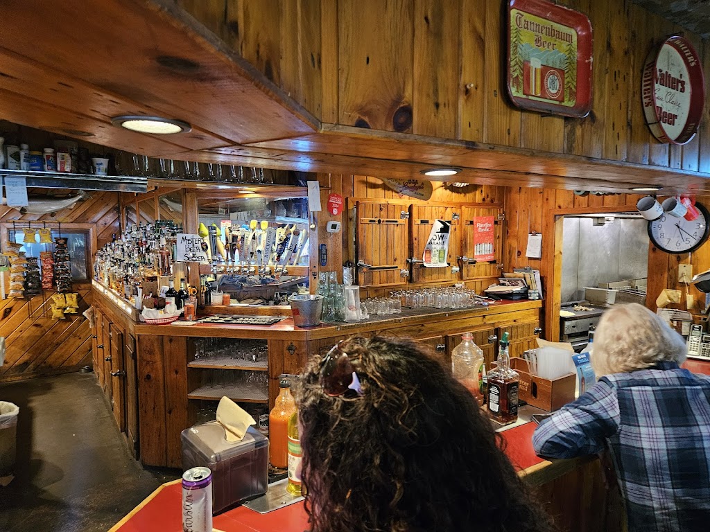  Rusty's Backwater Saloon
