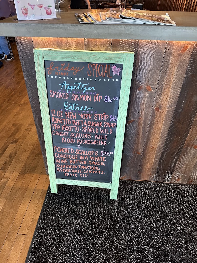  Rusted Roost Restaurant & Bar