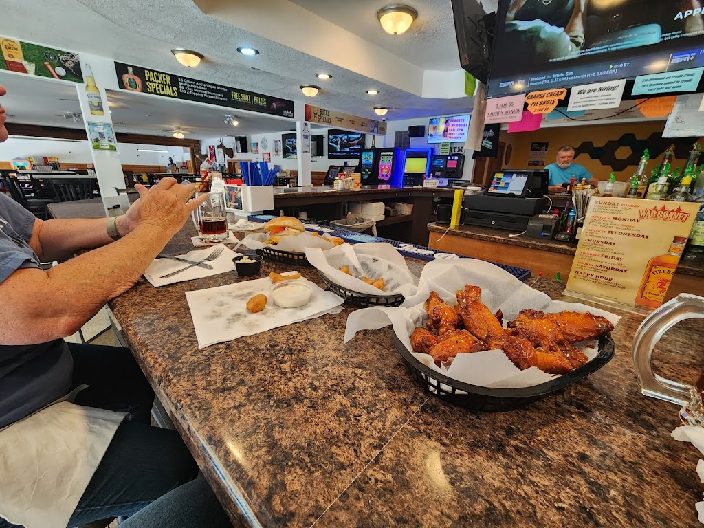  War Bonnet Bar, Grill and Native Gifts