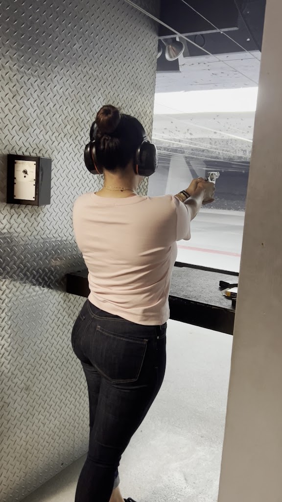  Red Robin Gourmet Burgers and Brews