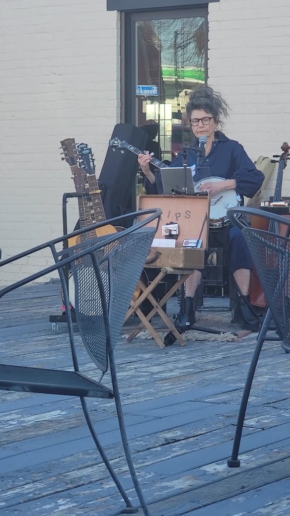  Stable Rock Winery, Distillery & Kitchen