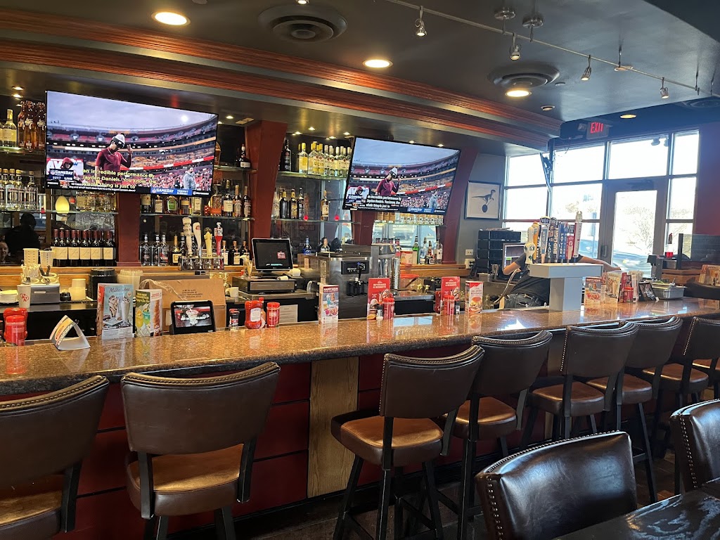  Red Robin Gourmet Burgers and Brews