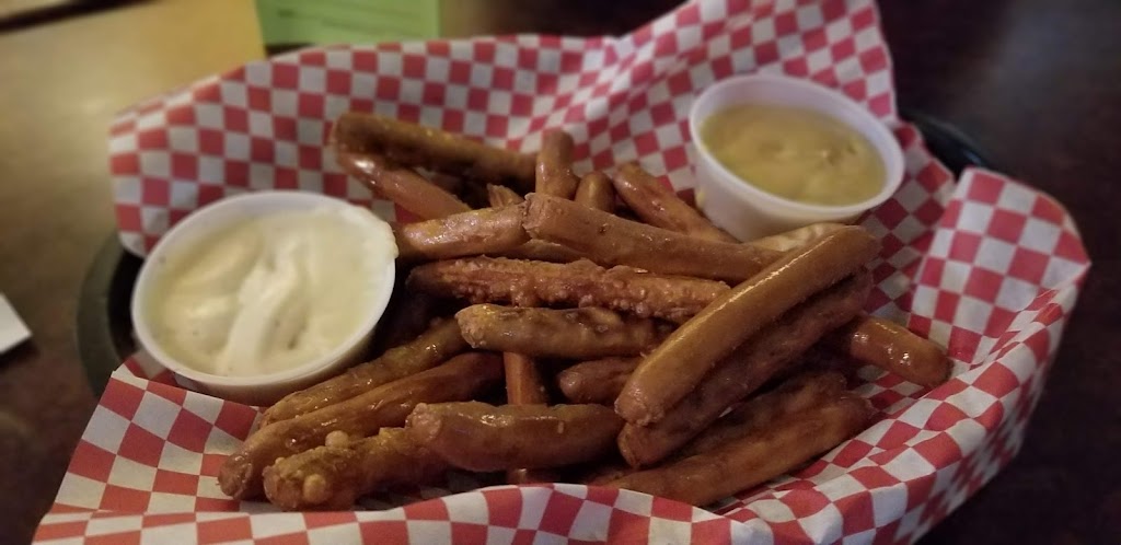  Lincolnwood Resort & Bar