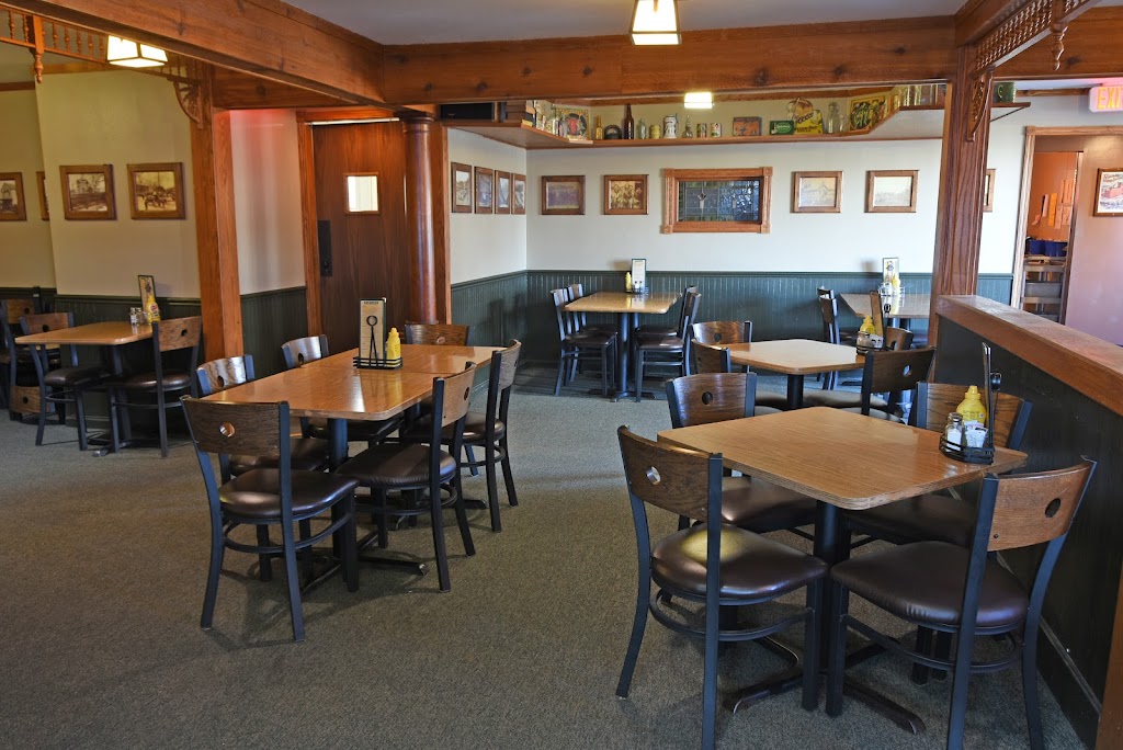  Hilltop Pub & Grill