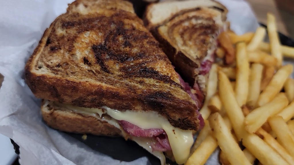  Gimi's BRF Family Restaurant