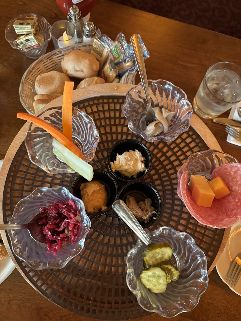  The Elias Inn Supper Club