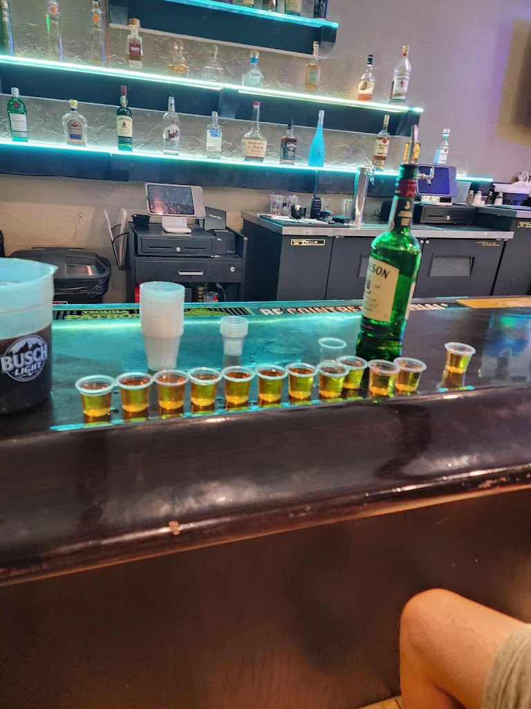  Bamboo Breeze Bar and Lounge