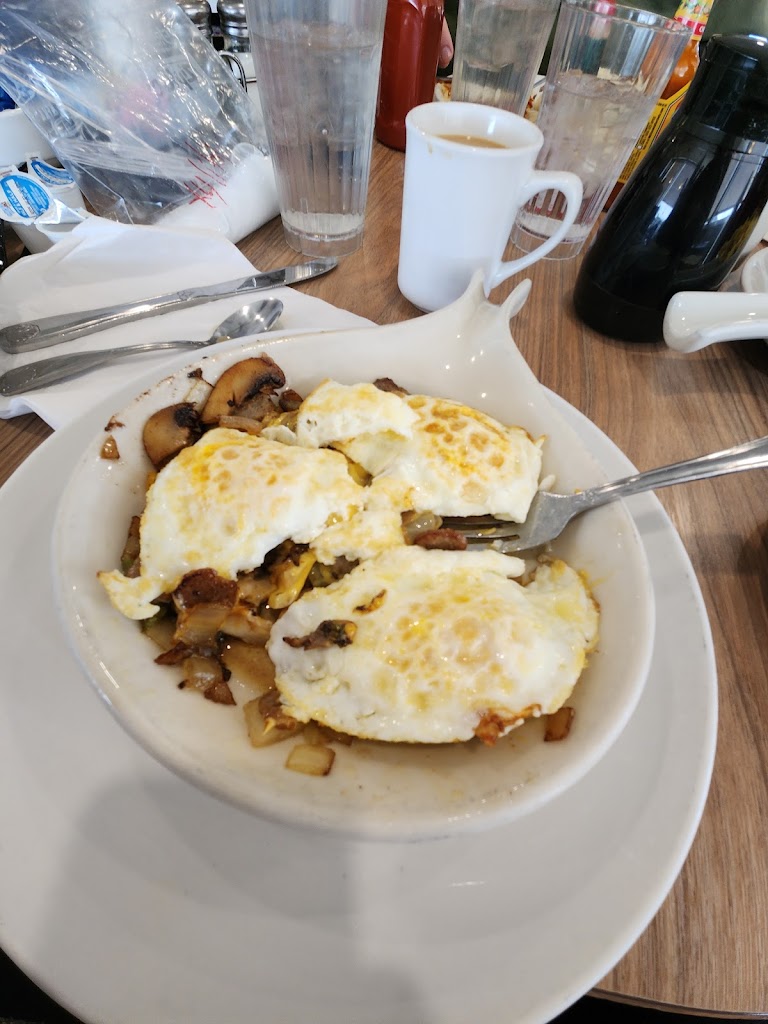  Parkway | Family Restaurant