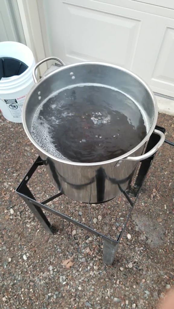  Mountain Bay Bar & Grill