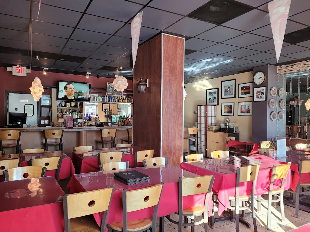  Nam's Noodle & Karaoke Bar