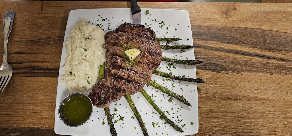  Old House Bar and Grill