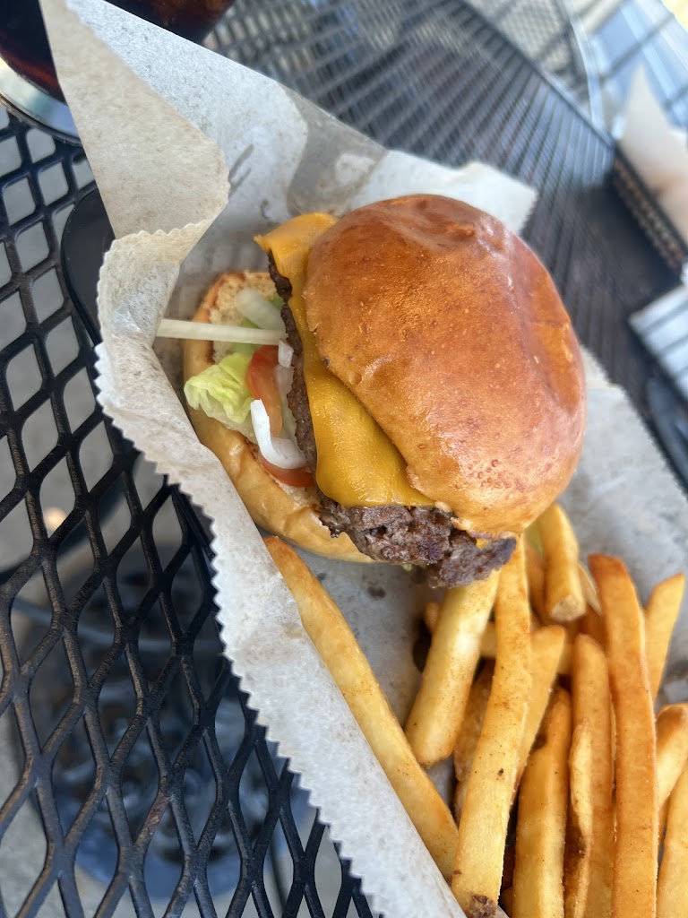  Chatters Bar and Grill