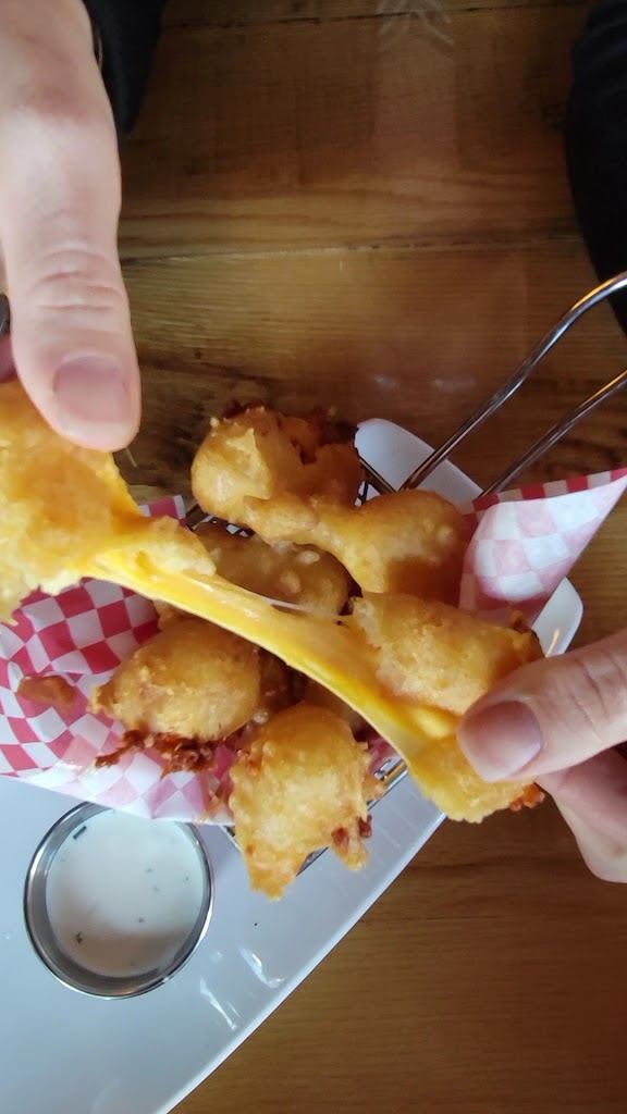  Bibinger's Bar & Restaurant