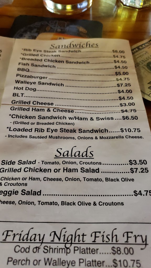  Drews Lakeside Bar & Grill