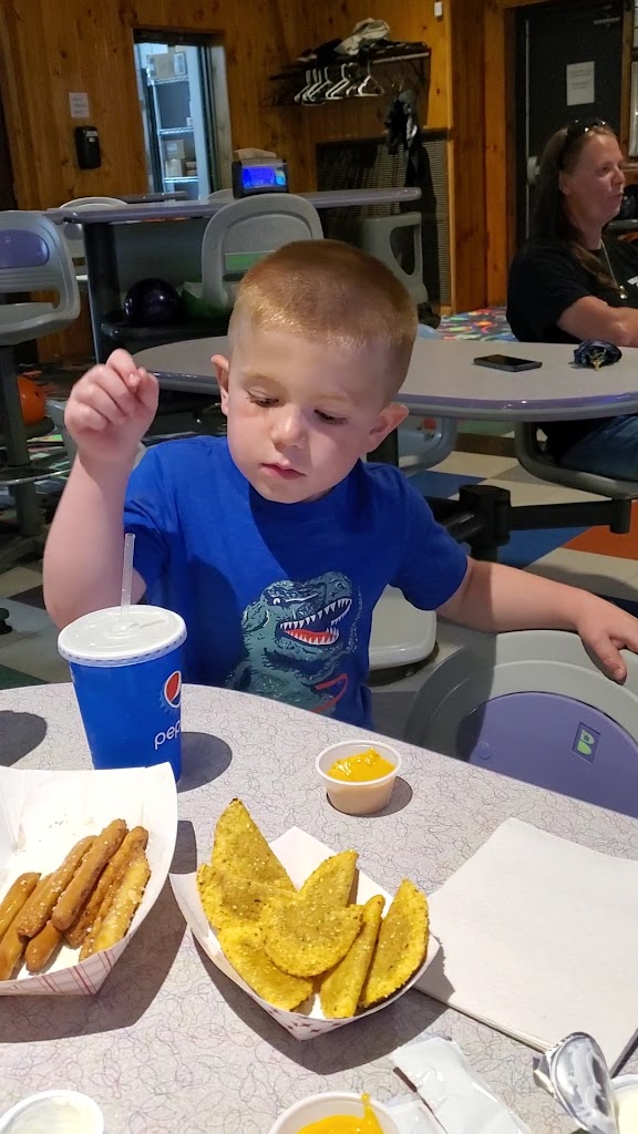  All Star Lanes & Banquets