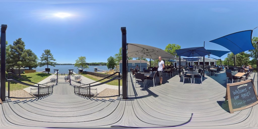  Lake House Grill & Bar