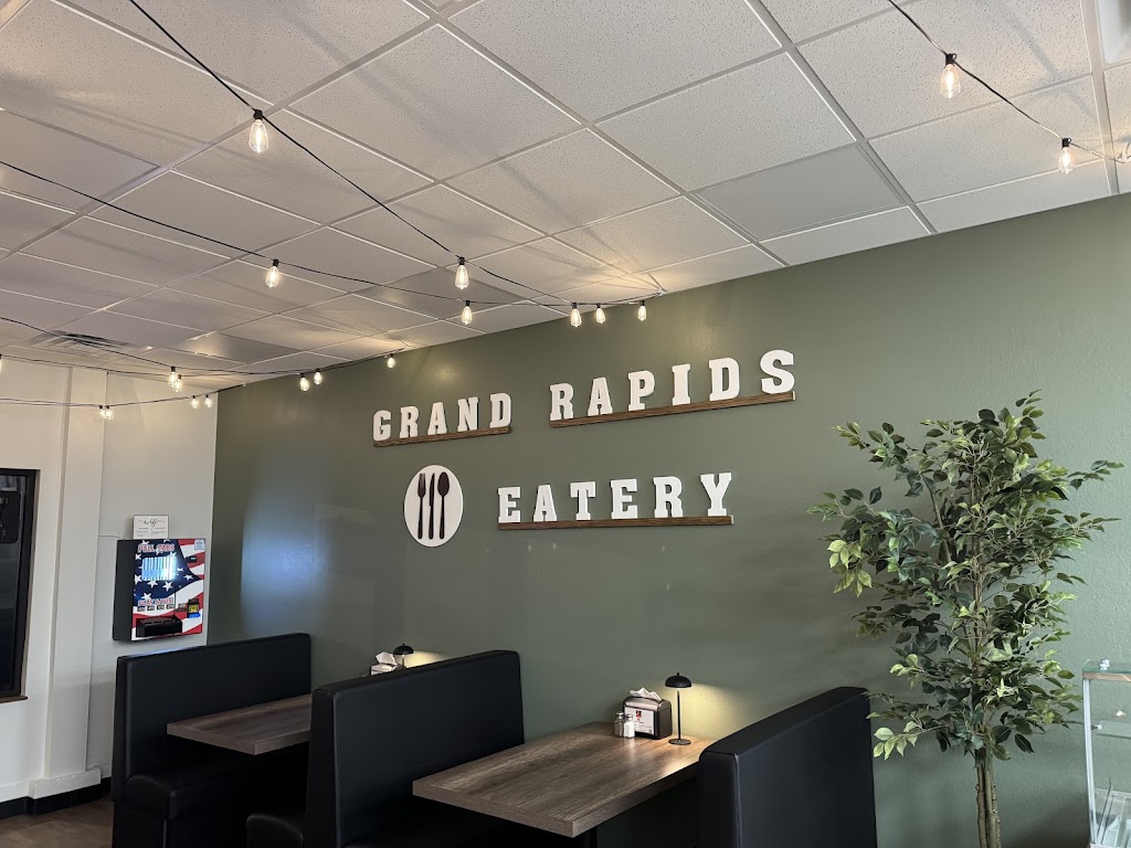  Grand Rapids Eatery