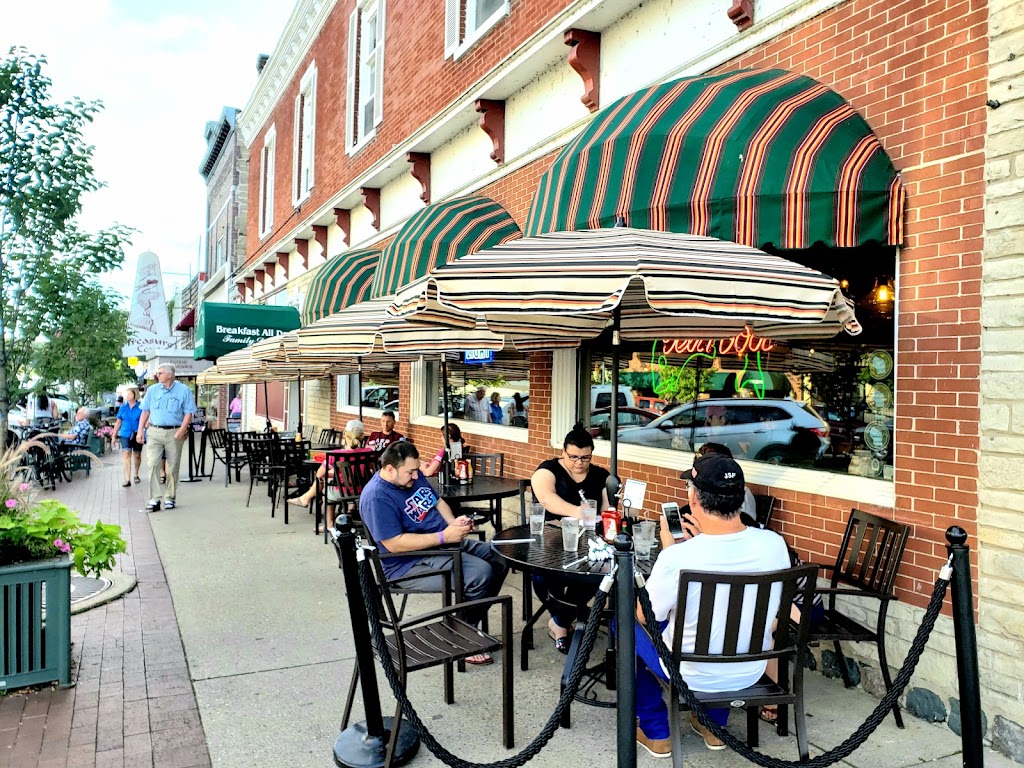  Lake-Aire Restaurant