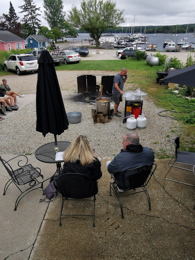  Kettle Black Fish Boil