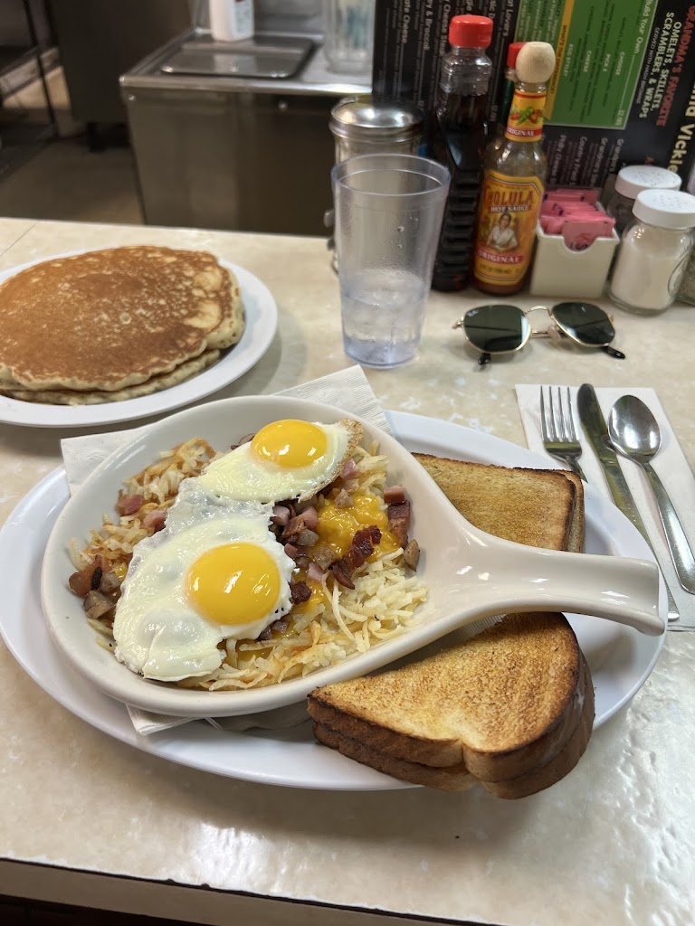  Grandma Vickie's Cafe