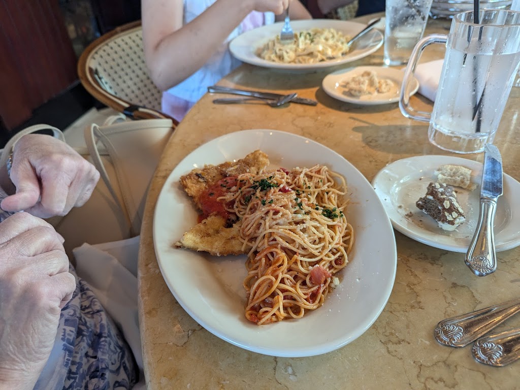  The Cheesecake Factory