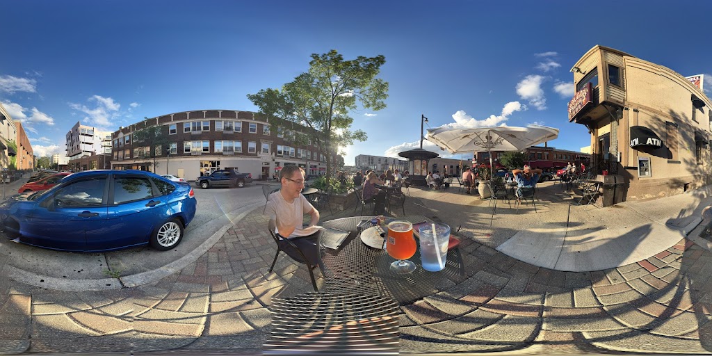  Hooligan's Super Bar