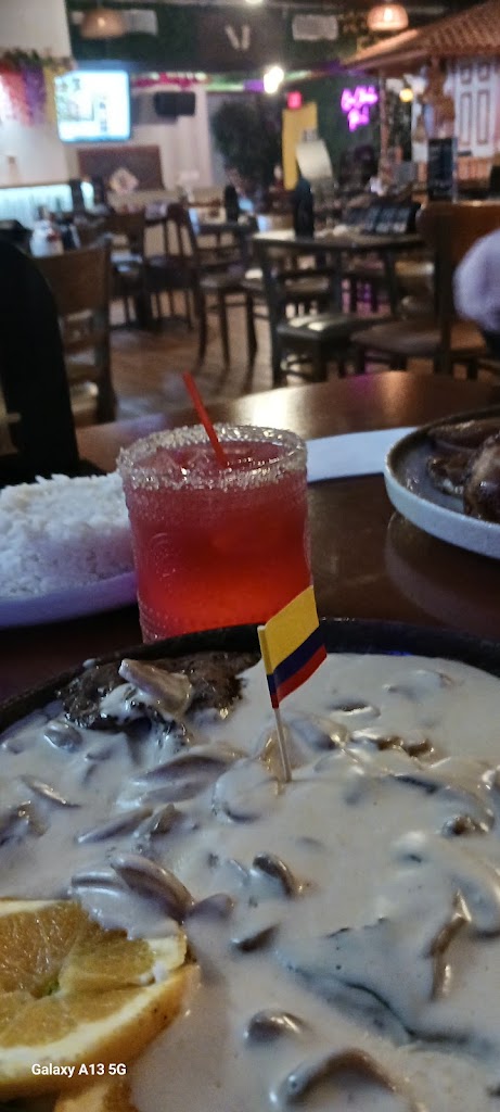  La Pollera Colombiana Restaurant