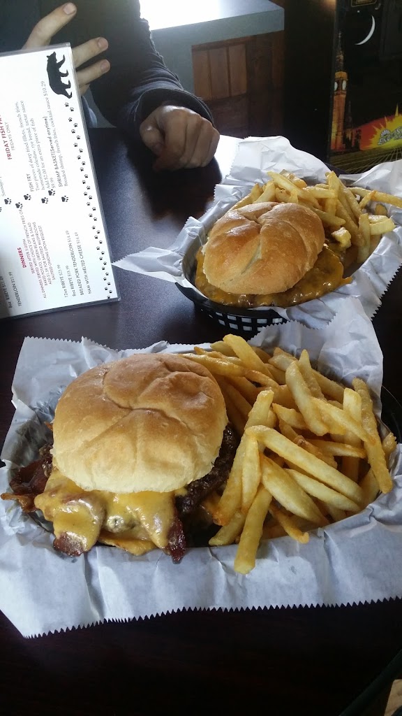  Bear Chasers Lodge Bar &Grill