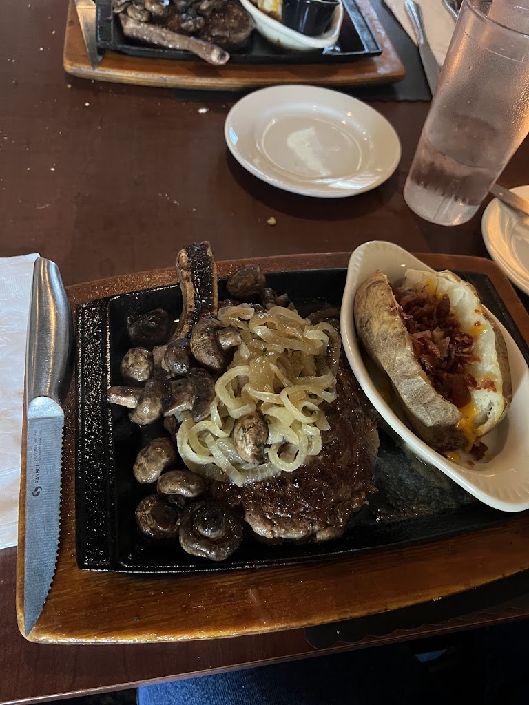  Cimaroli's Supper Club