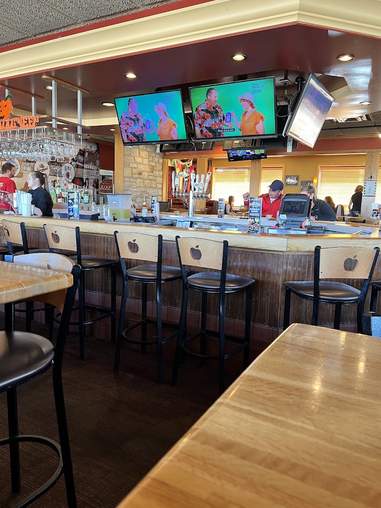  Applebee's Grill + Bar