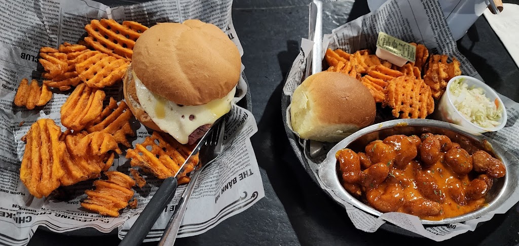  The Windjammer Marinette