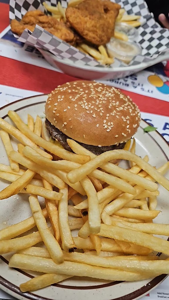  George Webb Restaurant