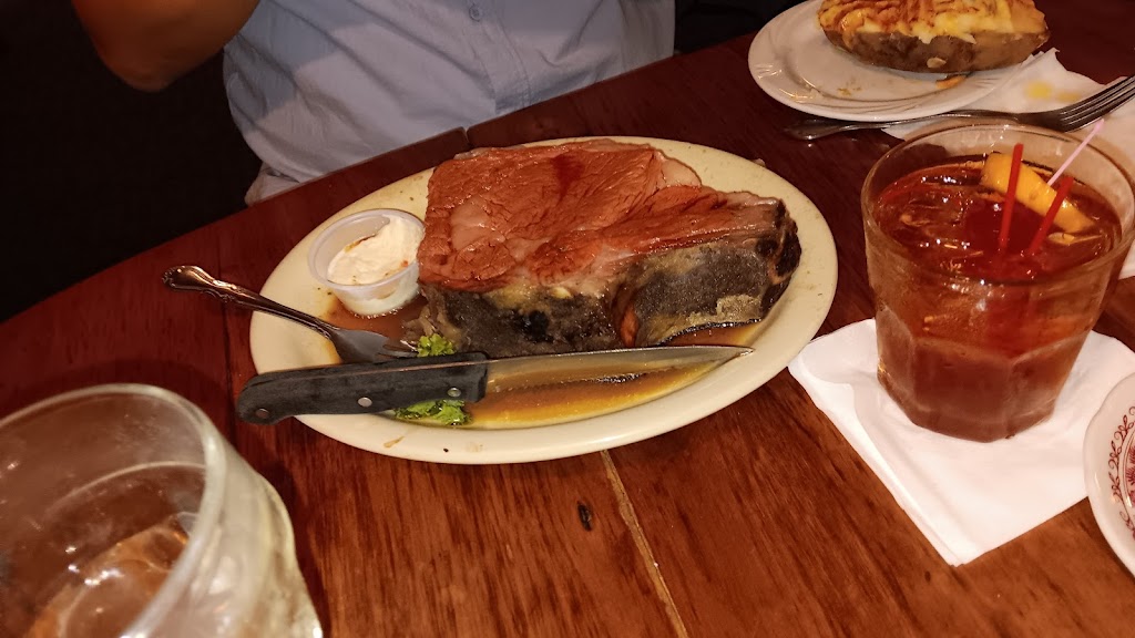  Colony House Restaurant