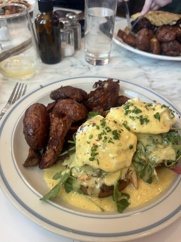  Uncle Wolfie's Breakfast Tavern