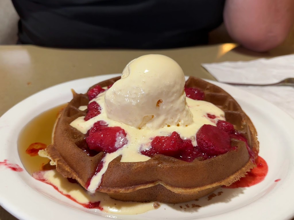  Chequamegon Family Restaurant