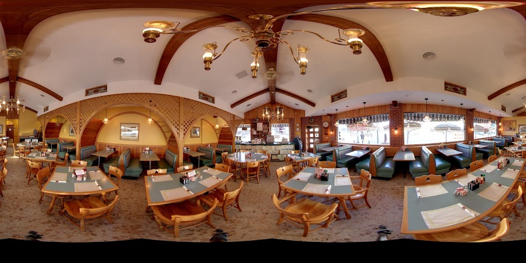  Lake-Aire Restaurant