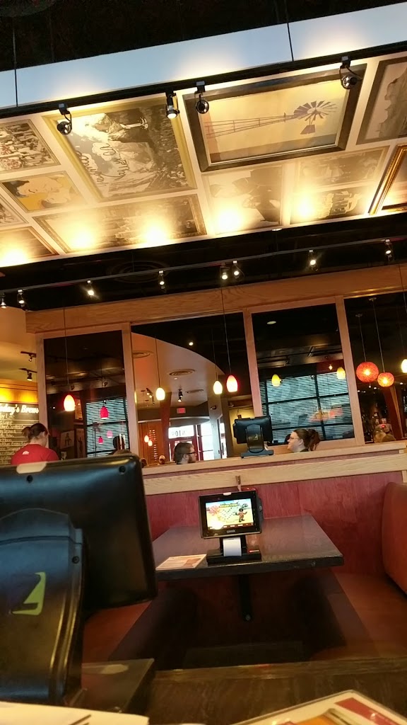  Red Robin Gourmet Burgers and Brews