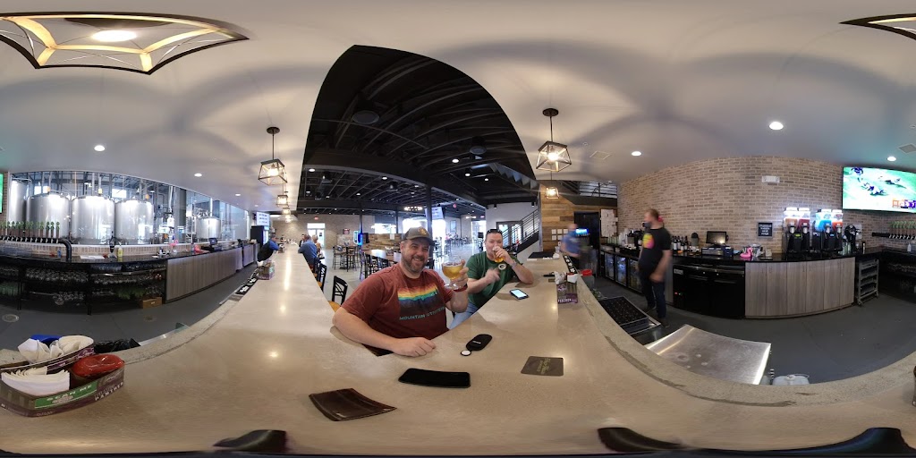  Hop Haus Brewing Company